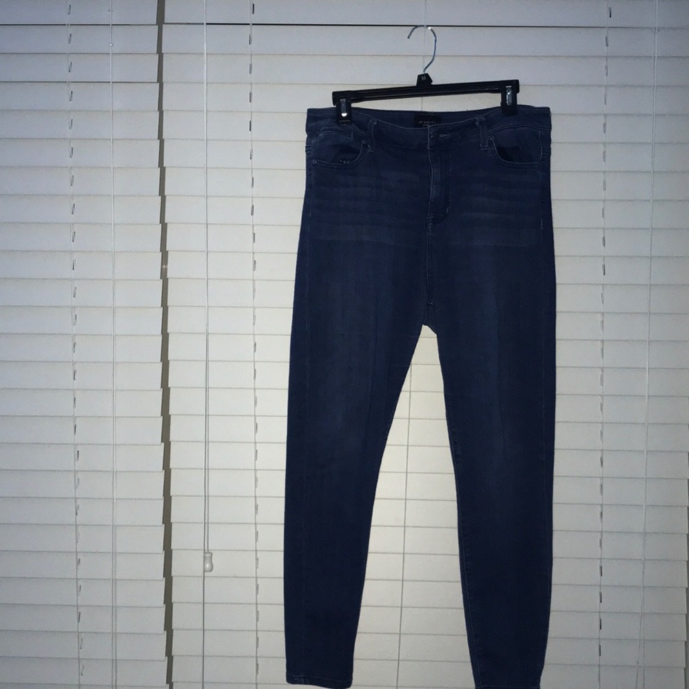 Blue skinny jeans